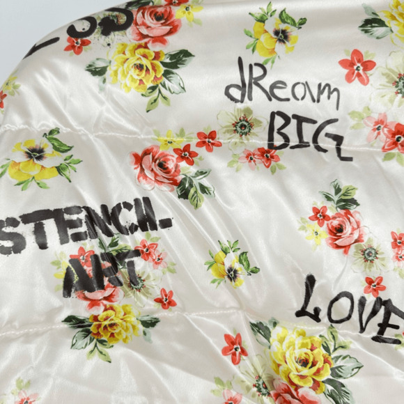 Guess x Brandalised Graphite by Banksy Print  Convertible Puffer Jacket Vest L - Picture 13 of 16